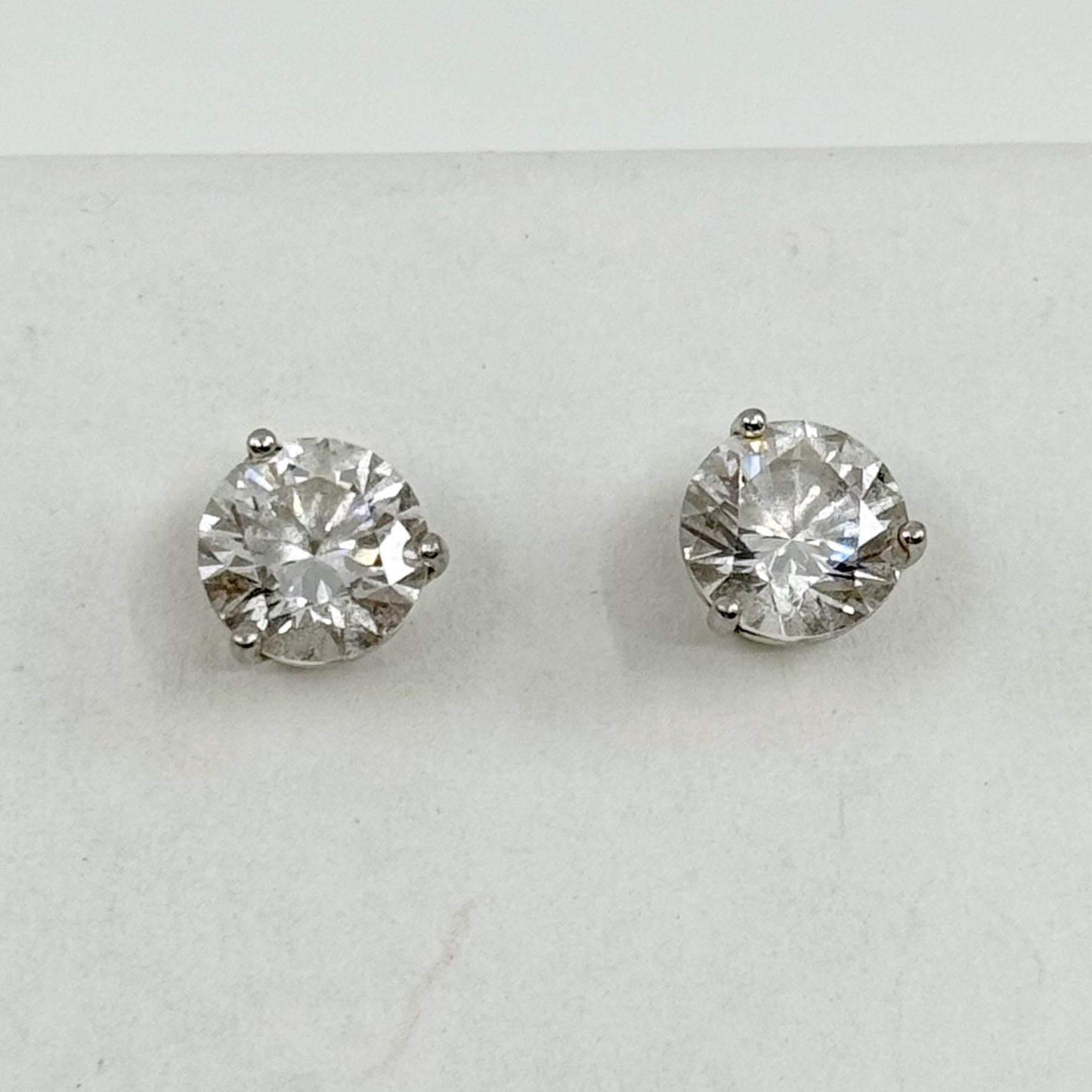 sterling silver 8mm cubic zirconia stud earrings GM1161