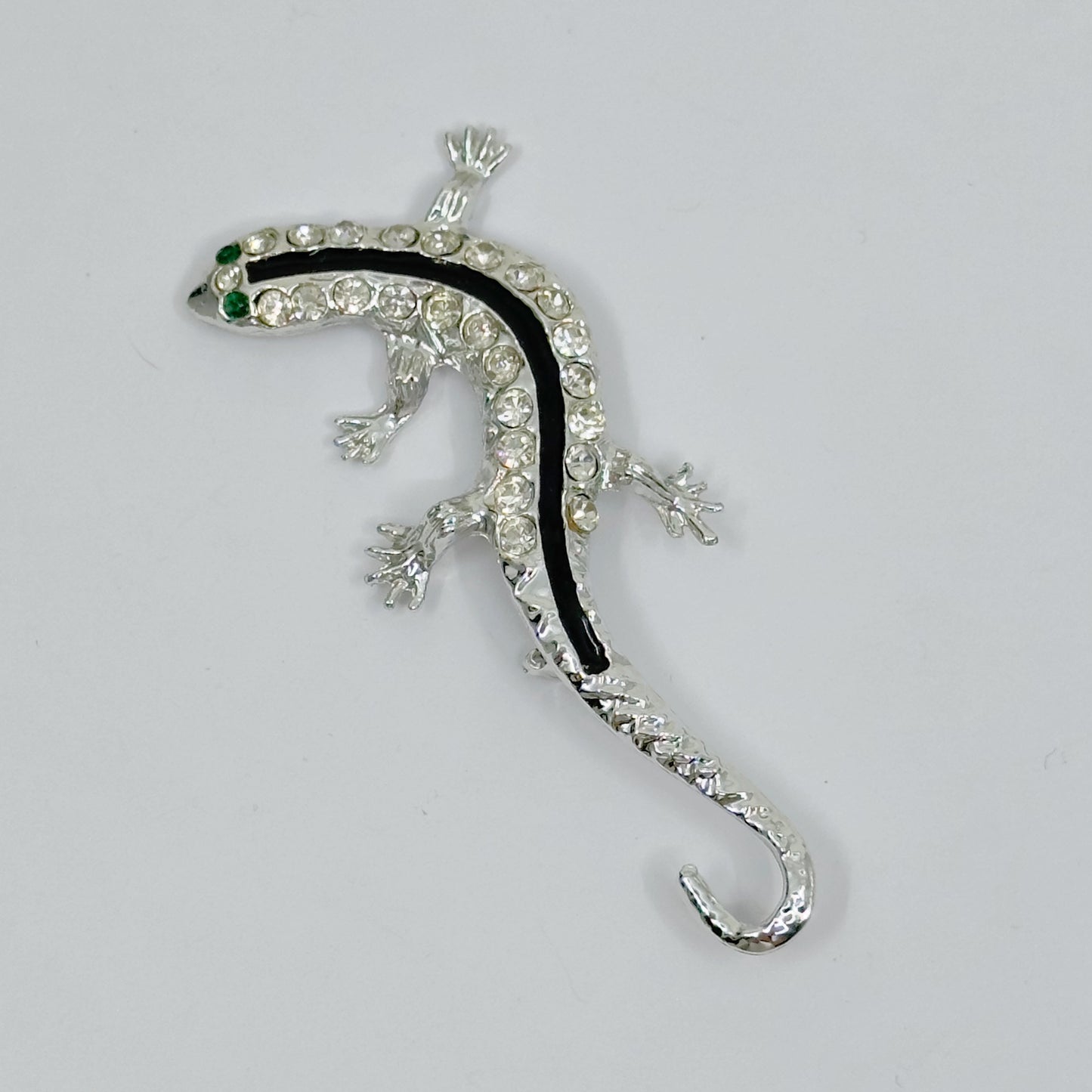Vintage Rhodium plate emerald & diamante rhinestone Lizard brooch - GM3002