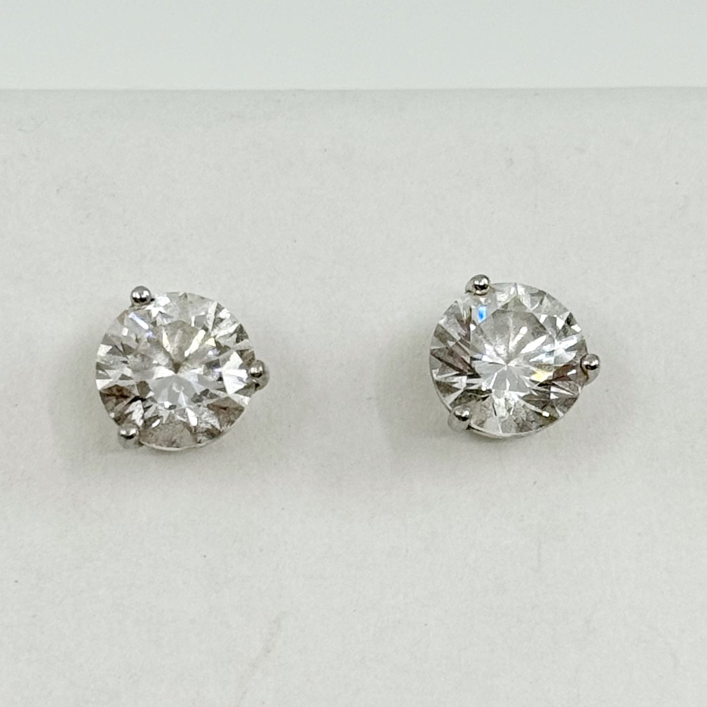 sterling silver 8mm cubic zirconia stud earrings GM1161