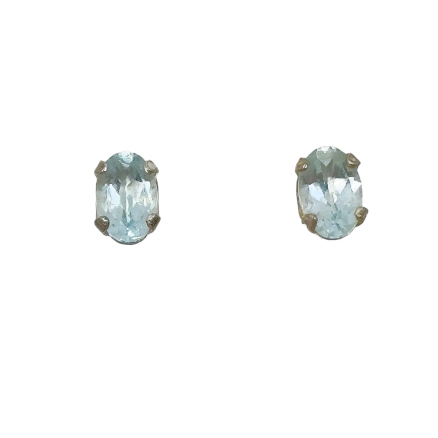 Sterling silver blue topaz stud earrings - GM1009