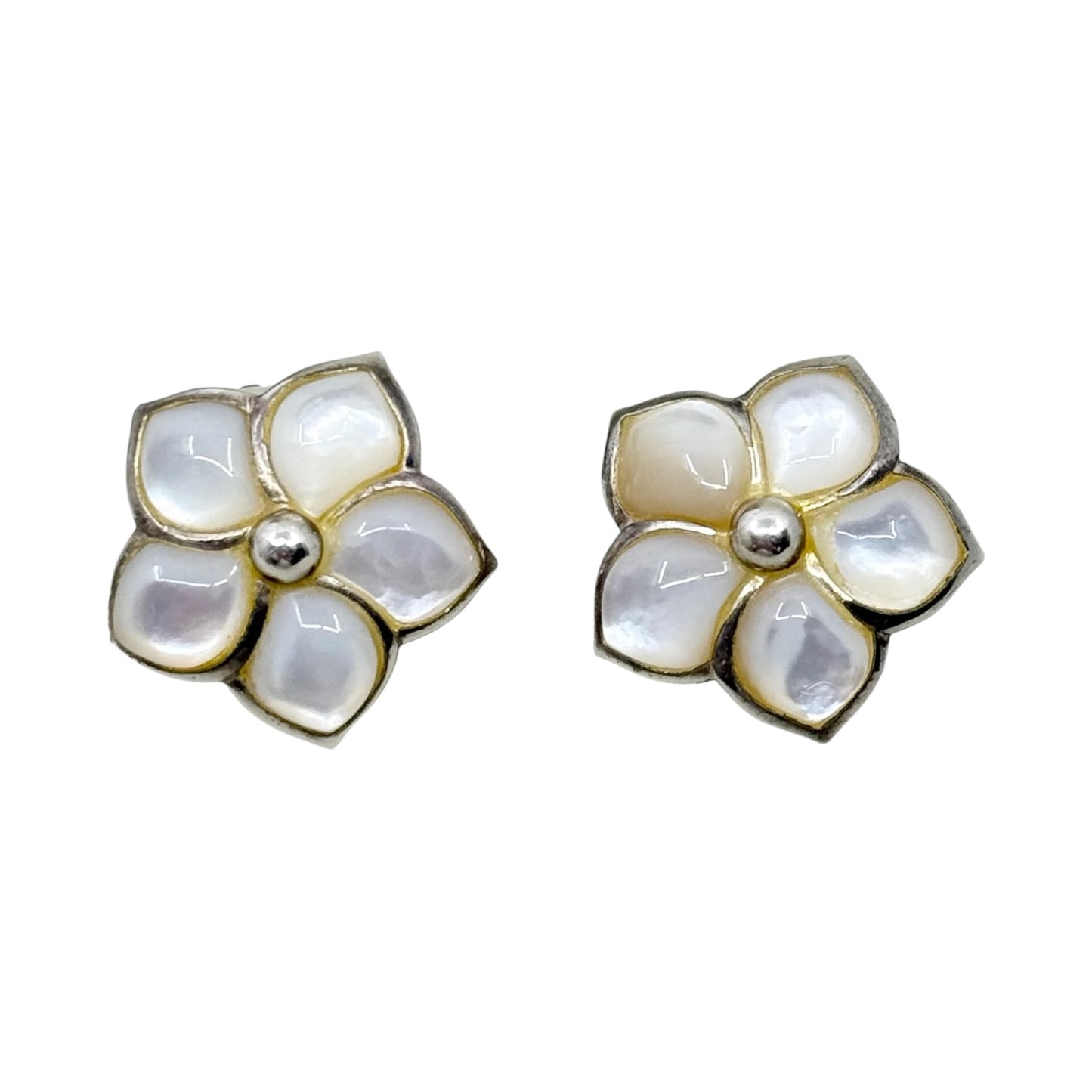 ER sterling silver mother of pearl flower earrings - GM1020