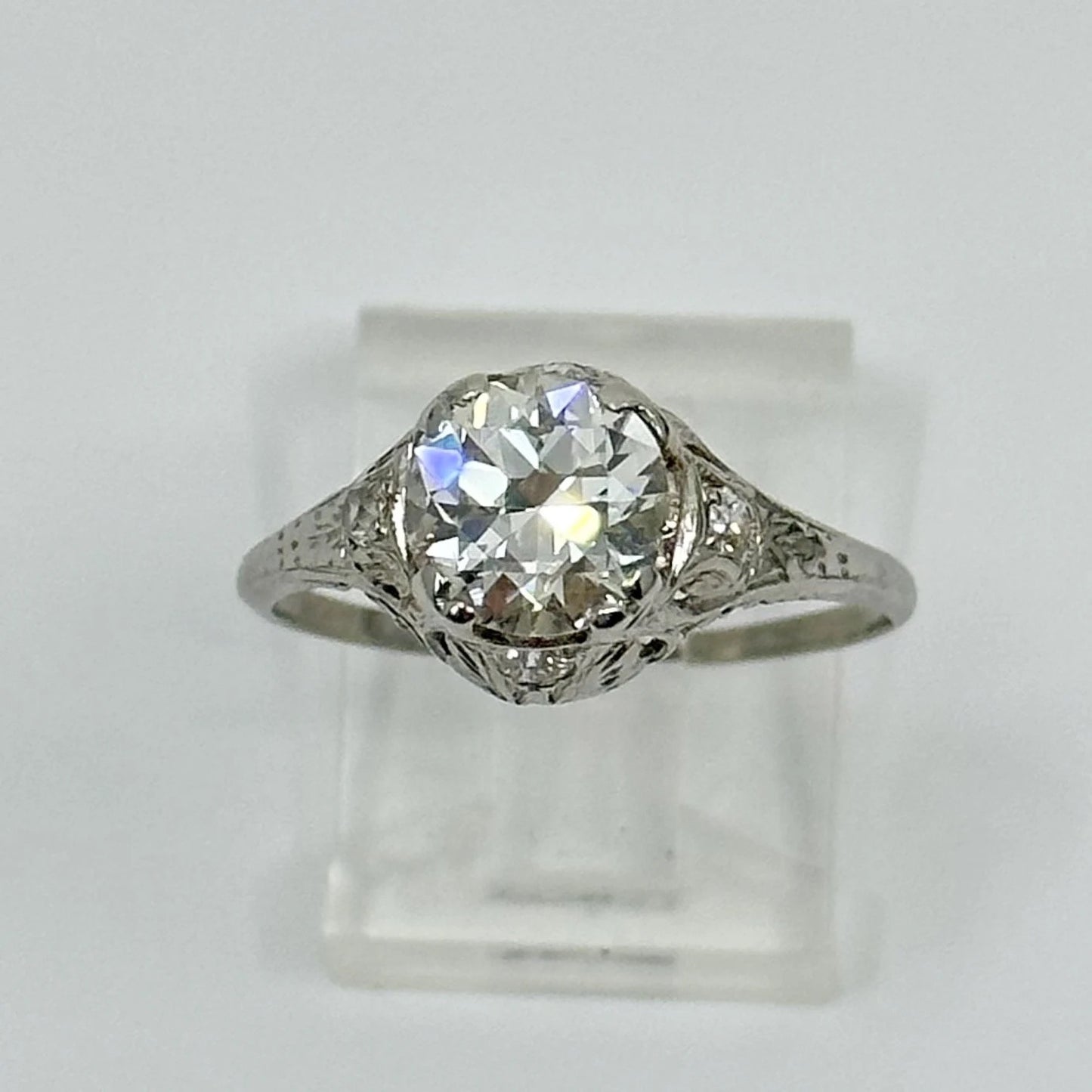 Art Deco 1.65 carat Old European cut diamond platinum engagement ring
