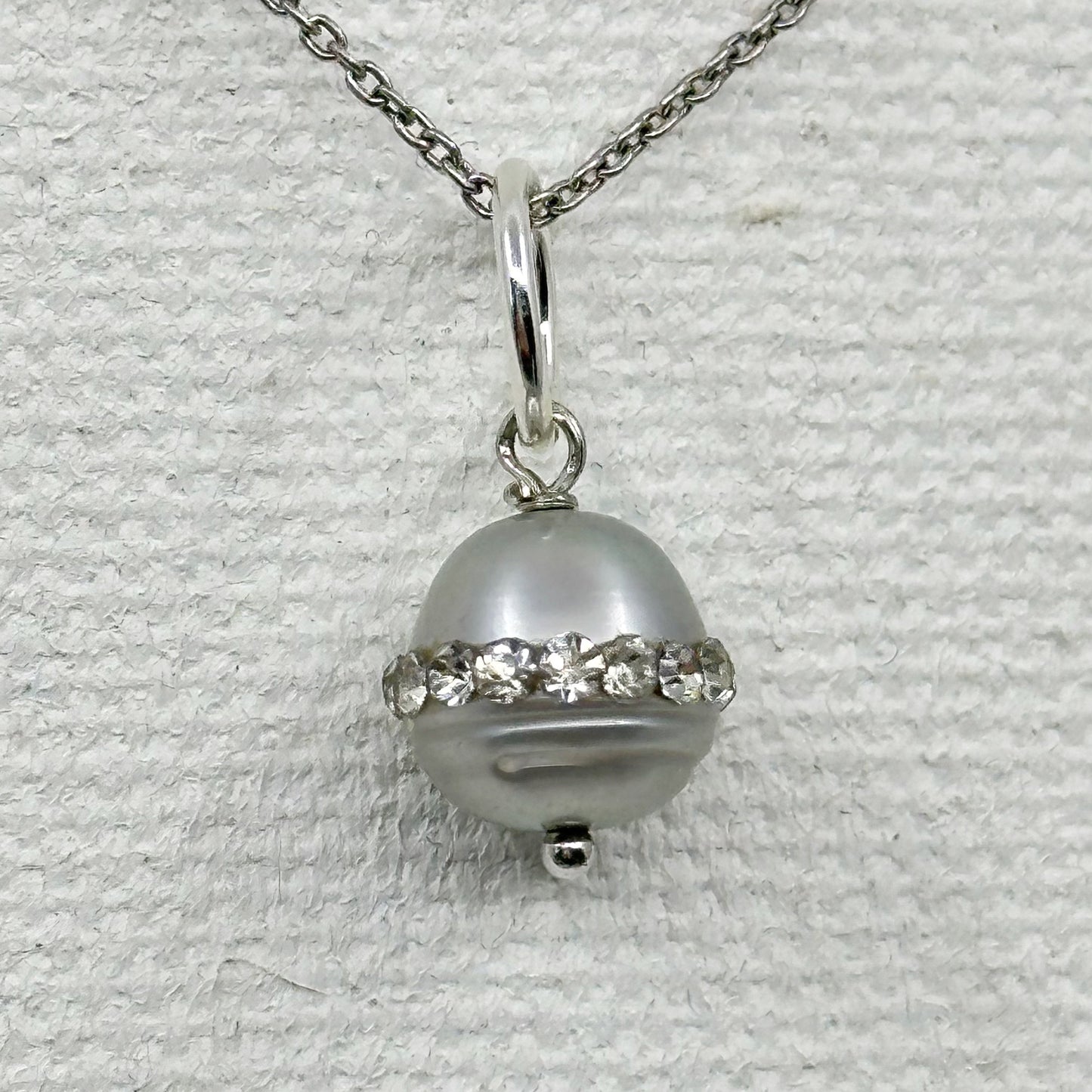 Sterling silver pearl & crystal pendant - GM1089
