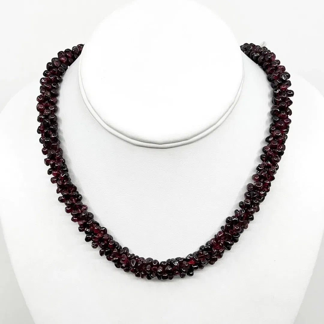 vintage Garnet bead rope necklace - GM1097