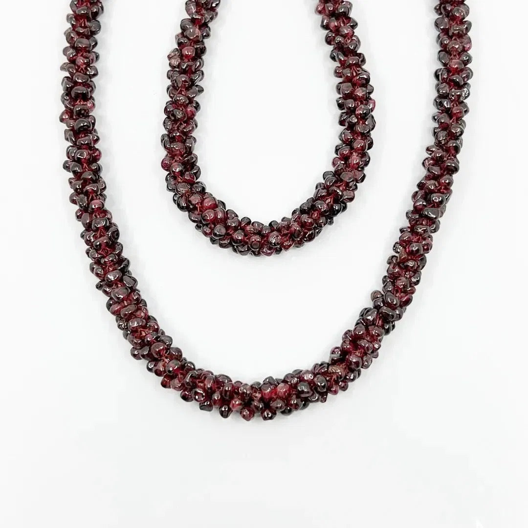 vintage Garnet bead rope necklace - GM1097
