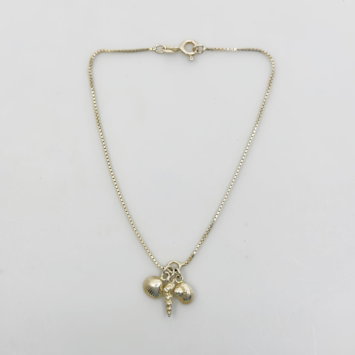 Sterling silver shell & conch charm ankle bracelet - GM1129