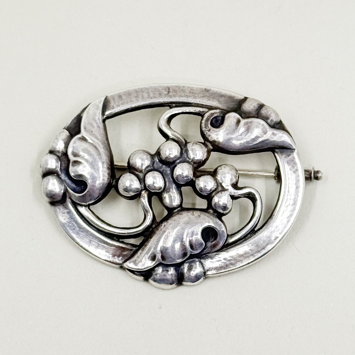 Vintage Georg Jensen 830 silver moonlight grapes 101 brooch - GM118