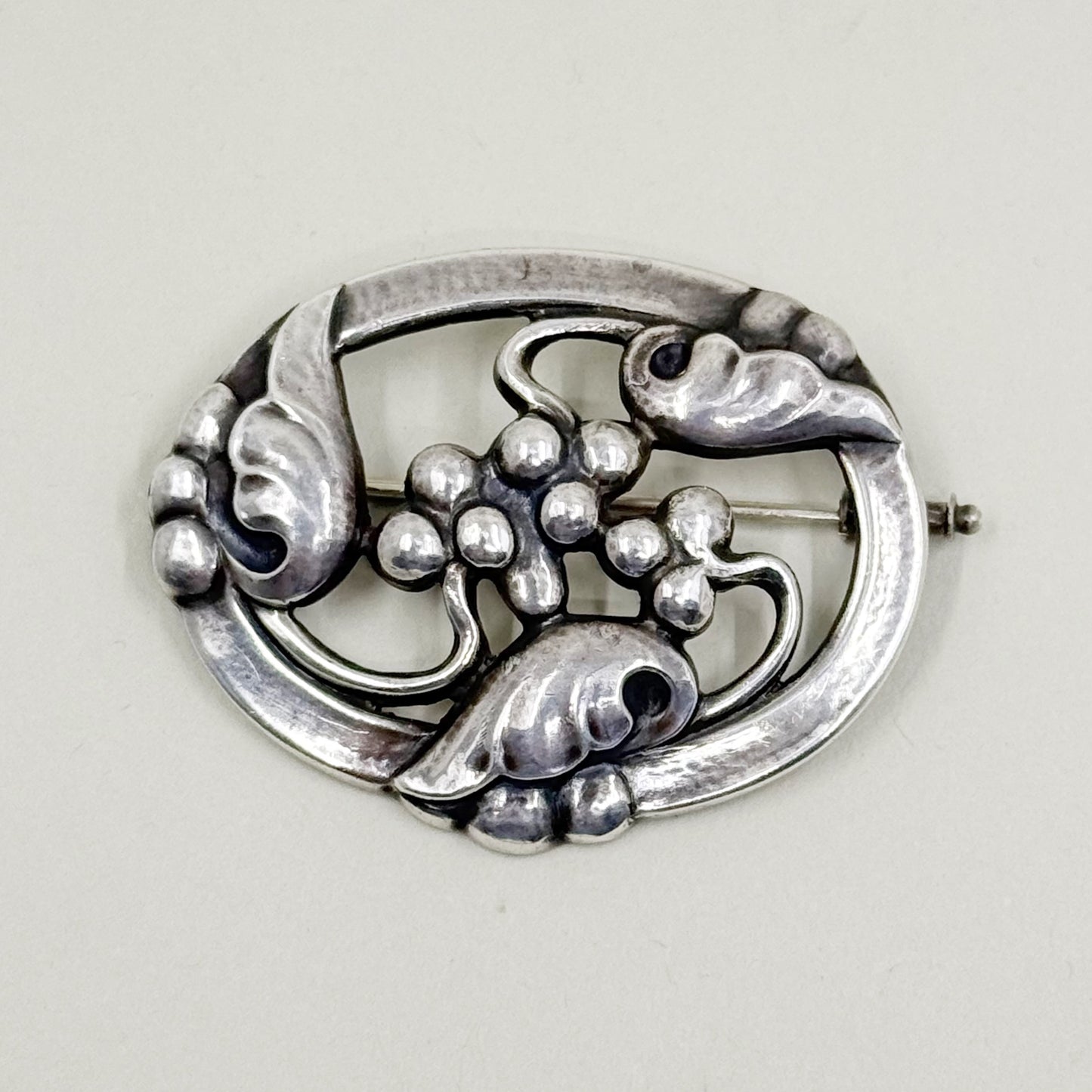 Vintage Georg Jensen 830 silver moonlight grapes 101 brooch - GM118