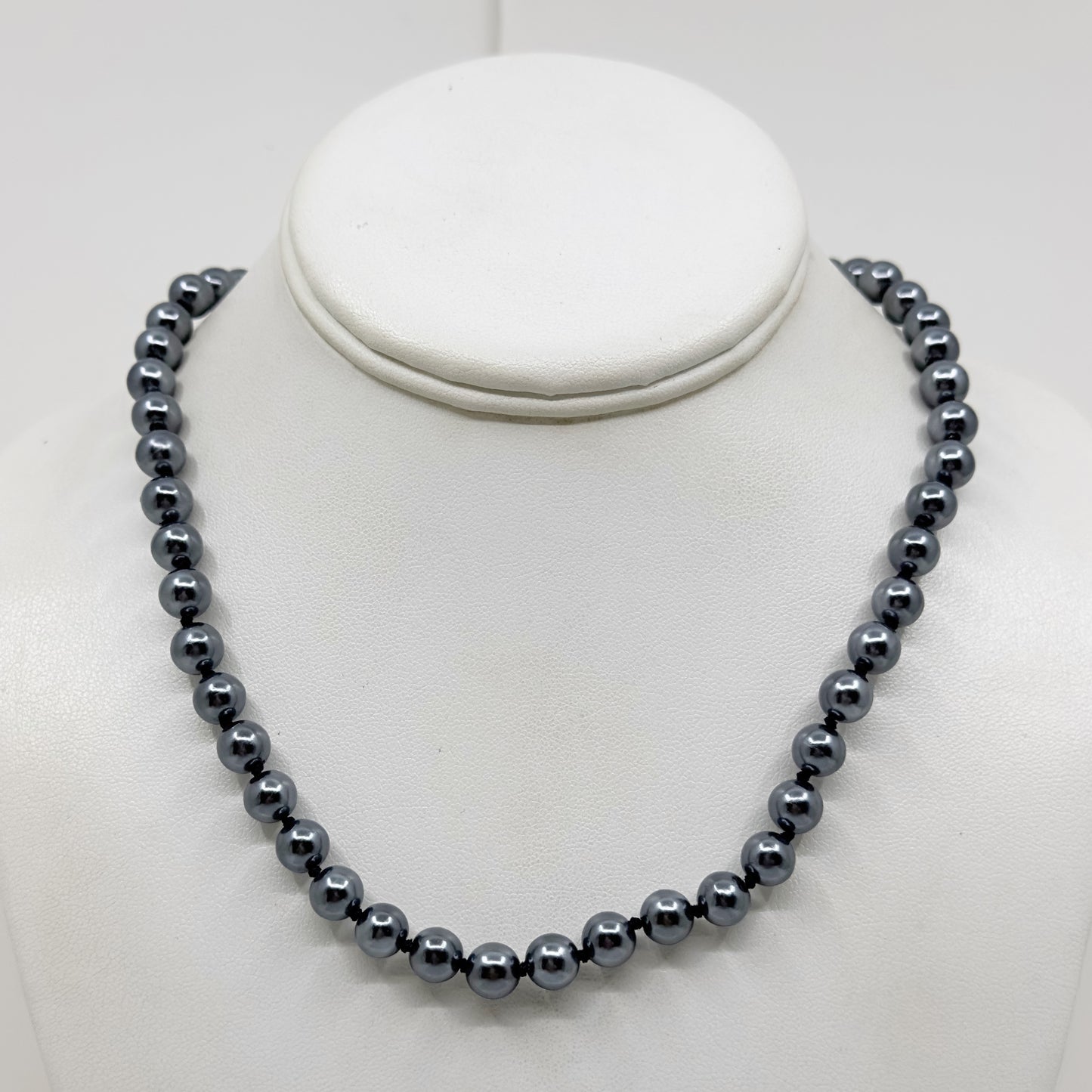 Vintage 8mm faux black pearl necklace - GM1520