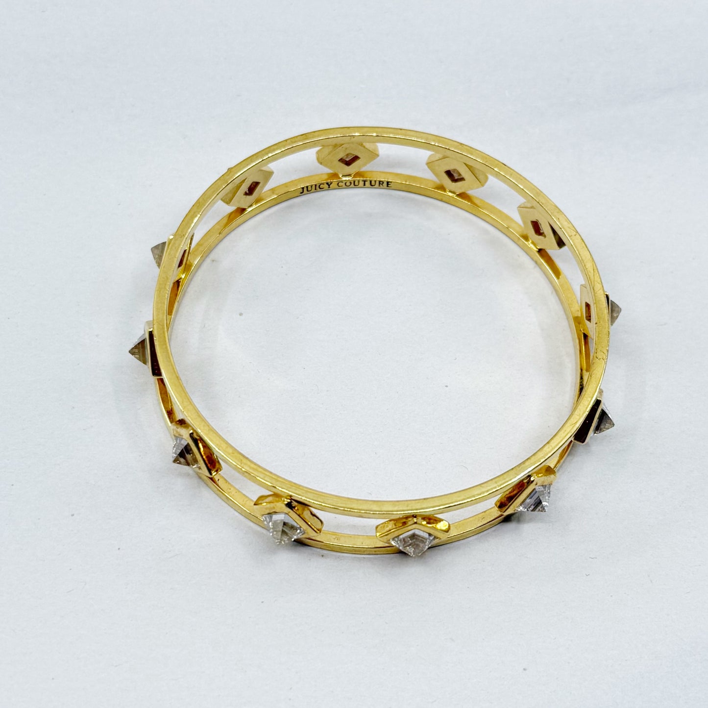 Juicy Couture Gold Tone crystal bangle bracelet - GM1518