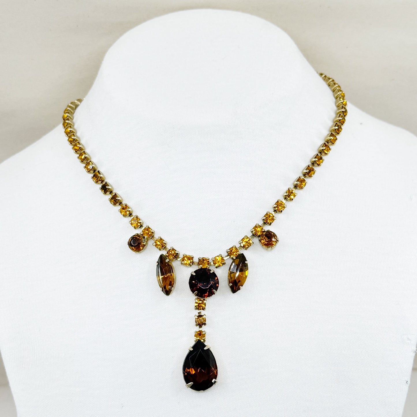 Vintage gold tone topaz rhinestone necklace - GM1534