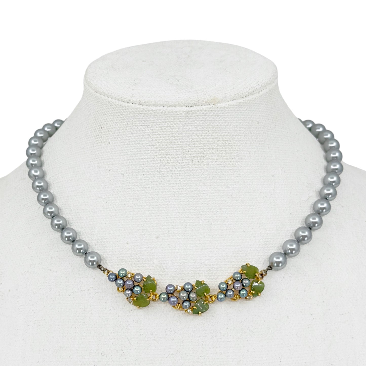 Vintage 12k Gold filled pearl & jade bead necklace GM1556