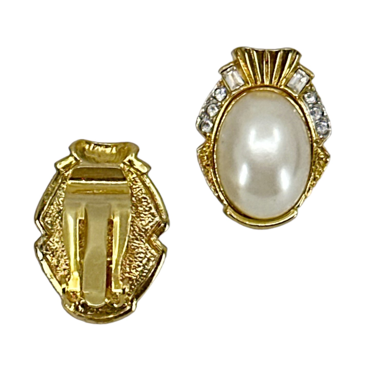 Vintage Gold tone pearl & rhinestone clip on earrings GM1561