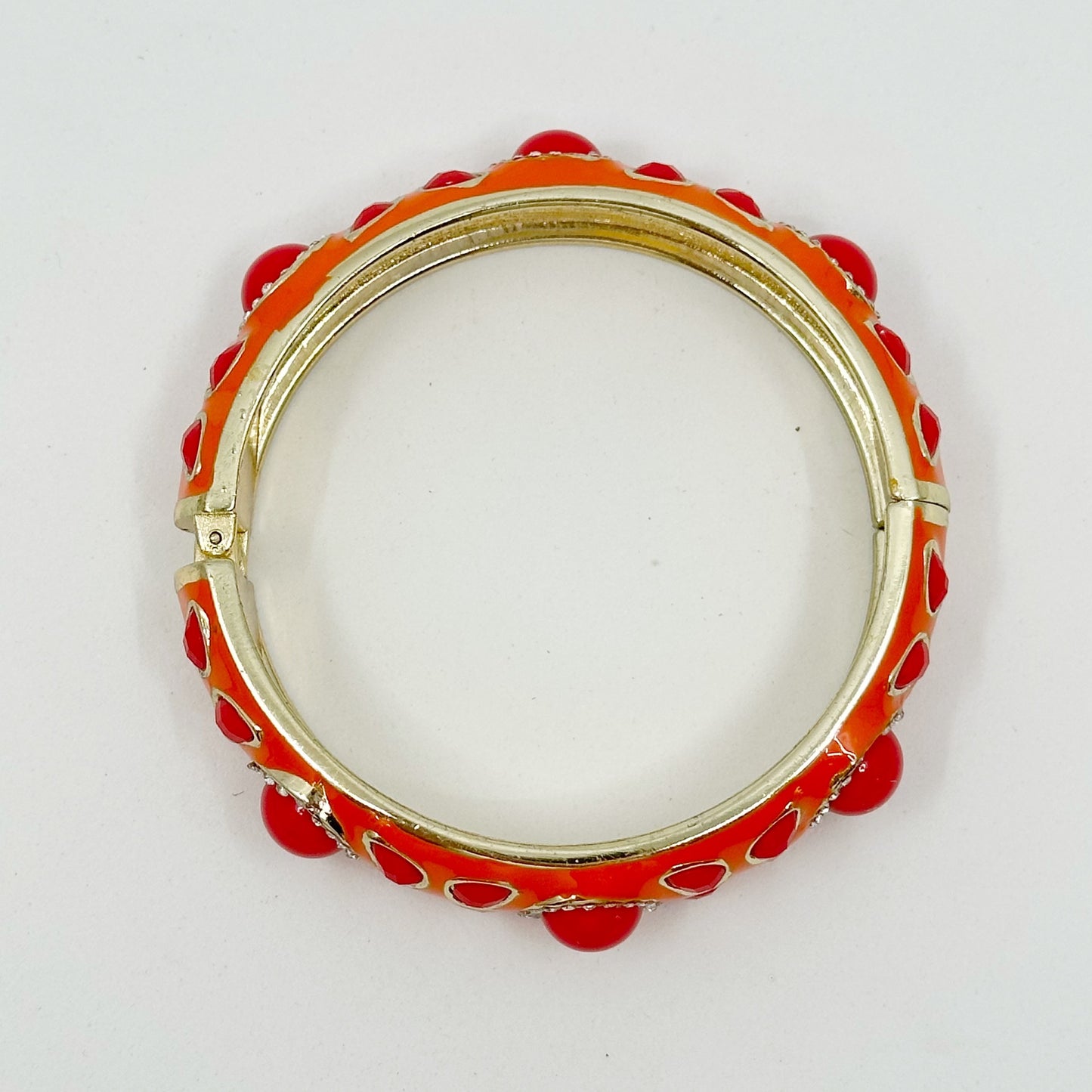 Sequin Gold tone Lucite cabochon Enamel Hinged bangle bracelet GM1567