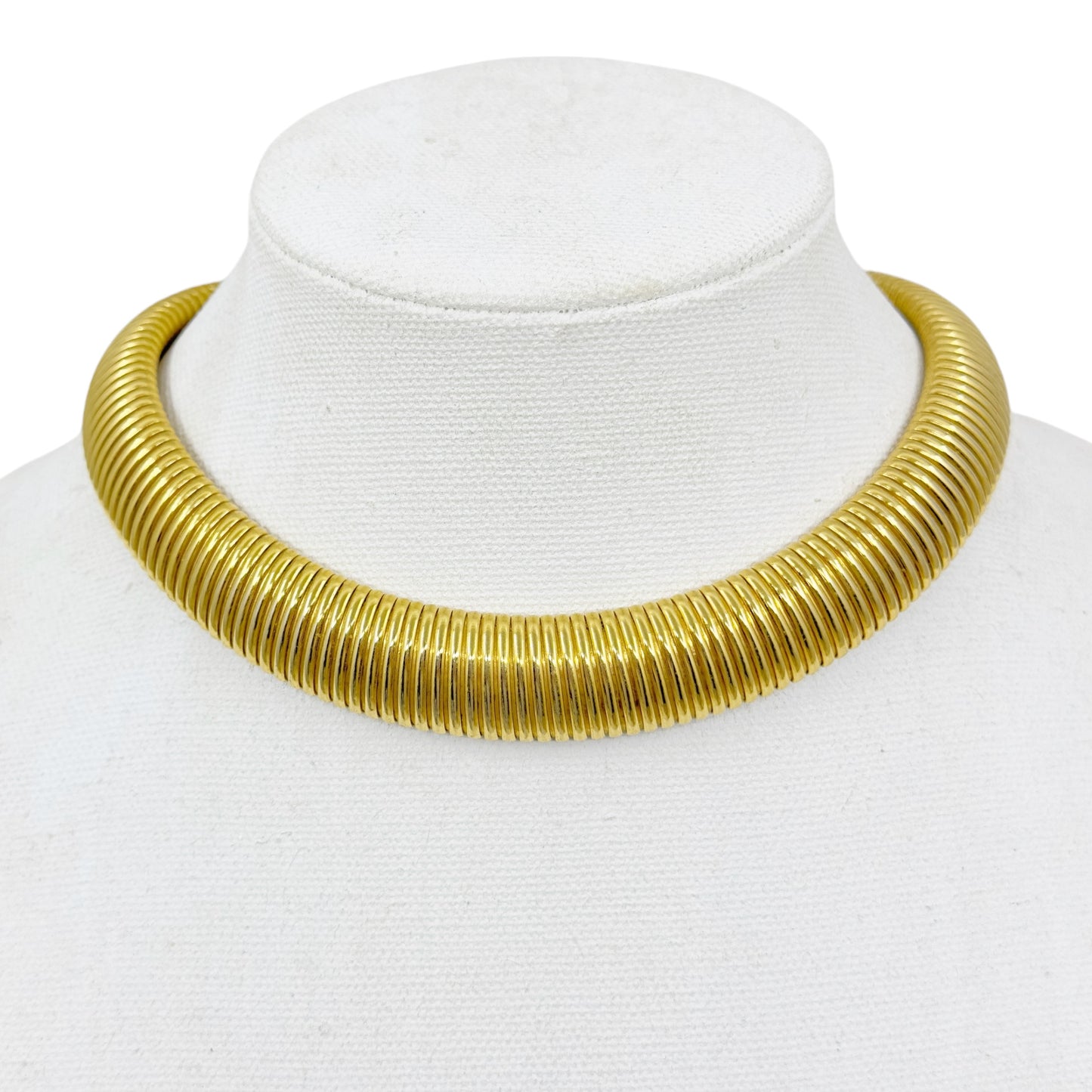 Vintage Monet Gold tone tubogas necklace GM1596