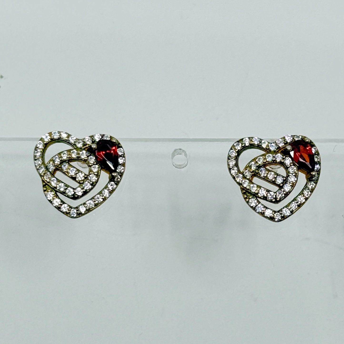 18k gold over sterling silver garnet & cubic zirconia heart stud earrings - GM146