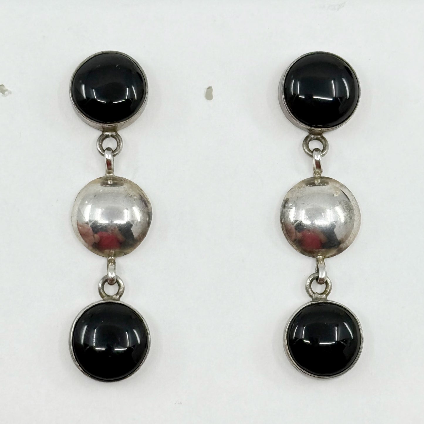 Navajo Benson Manygoats sterling silver onyx drop earrings - GM162