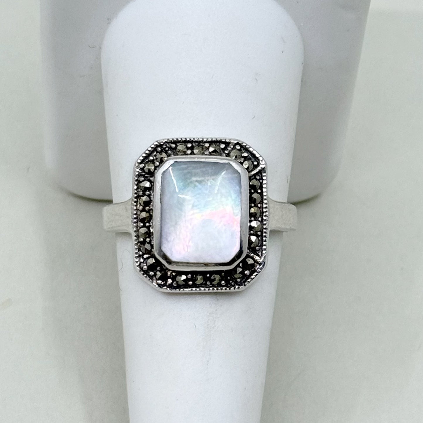 sterling silver mother of pearl marcasite ring - GM17