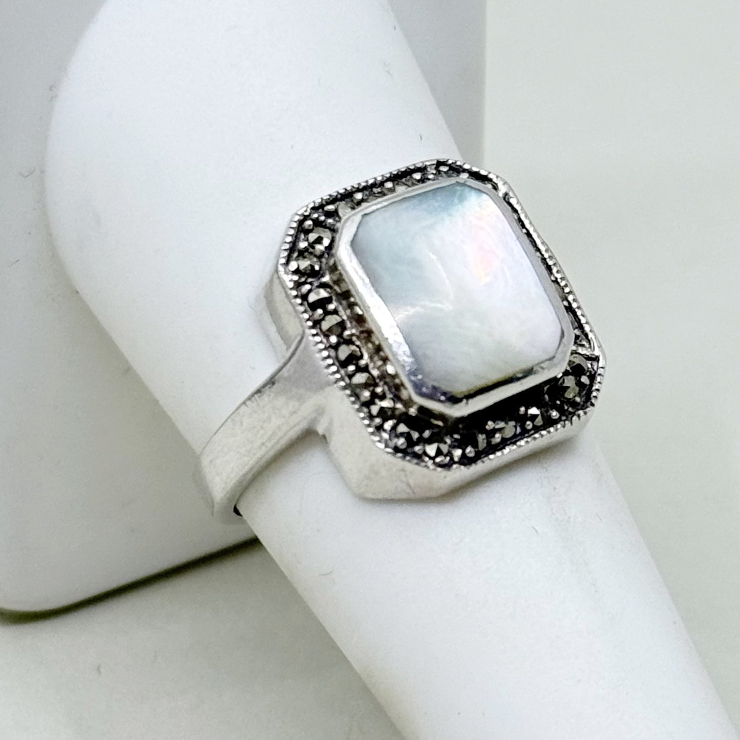 sterling silver mother of pearl marcasite ring - GM17