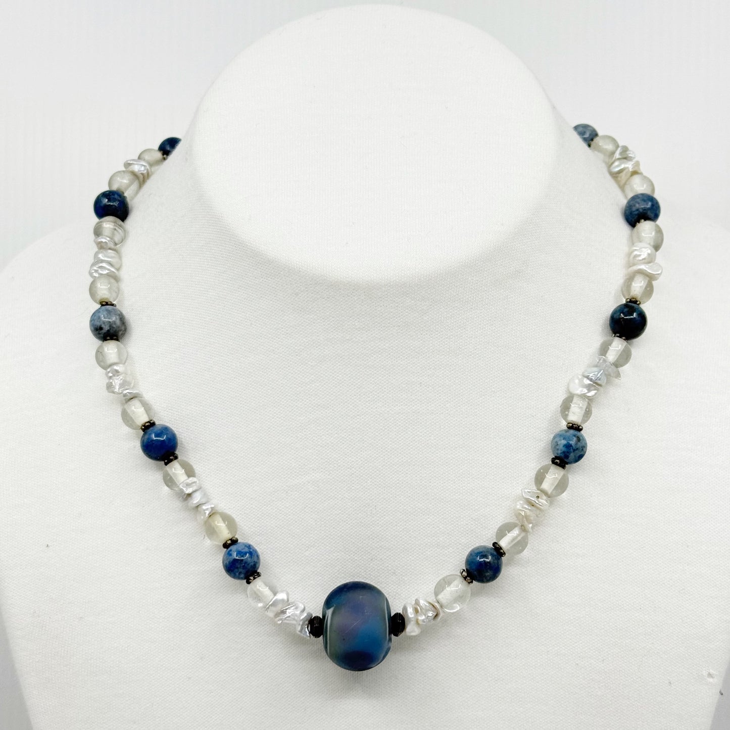 Hand Made sterling silver sodalite pearl & glass bead necklace - GM171