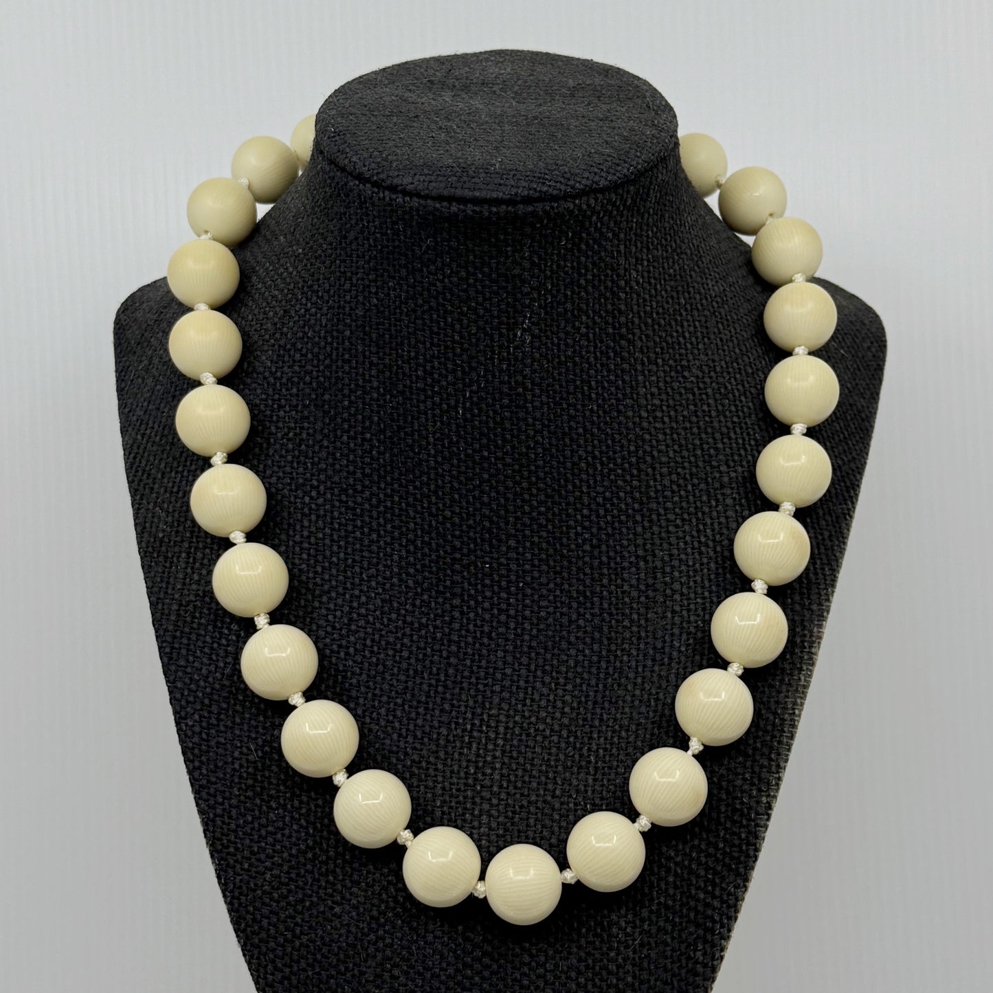 Vintage Les Bernard French ivory Celluloid bead necklace - GM179
