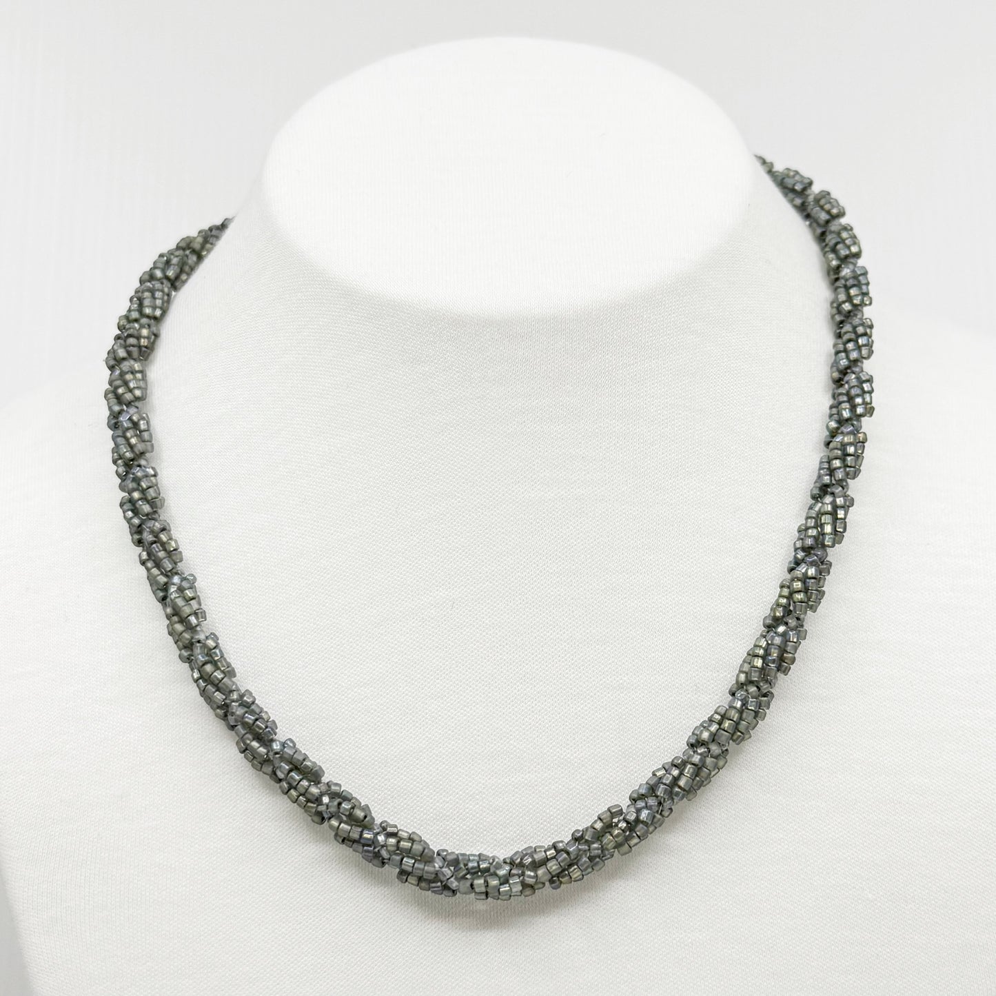 Hand Made sterling silver glass seed bead necklace GM724