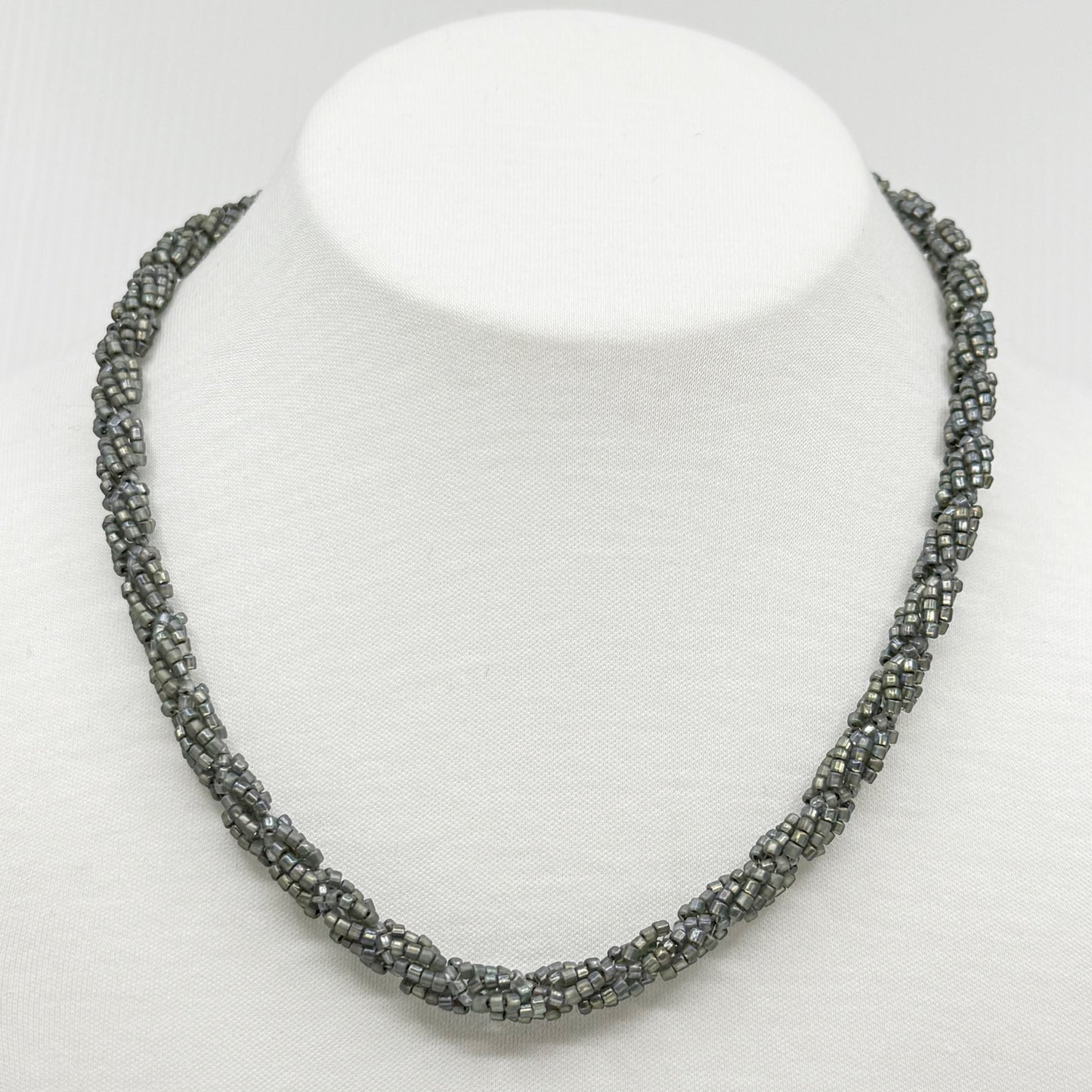 Hand Made sterling silver glass seed bead necklace GM724