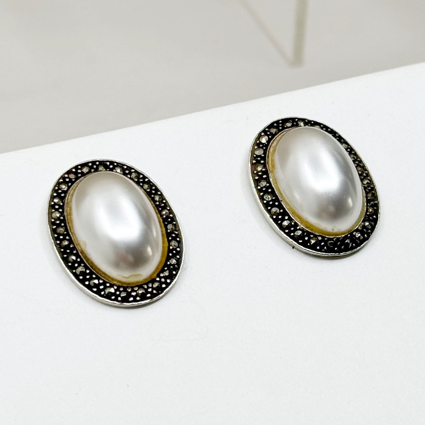 Sterling silver mabe pearl & marcasite earrings - GM18