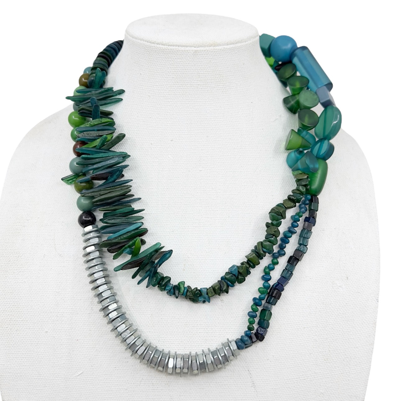 Sobral resin & metal bead necklace - GM223
