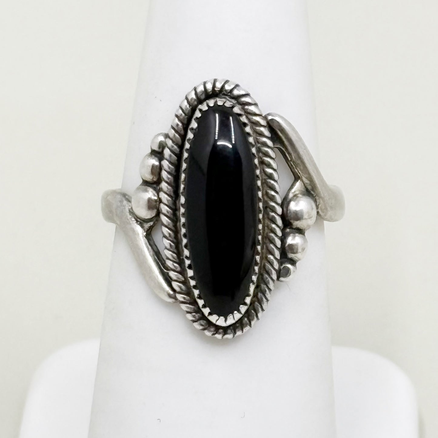 Vintage sterling silver onyx ring - GM186