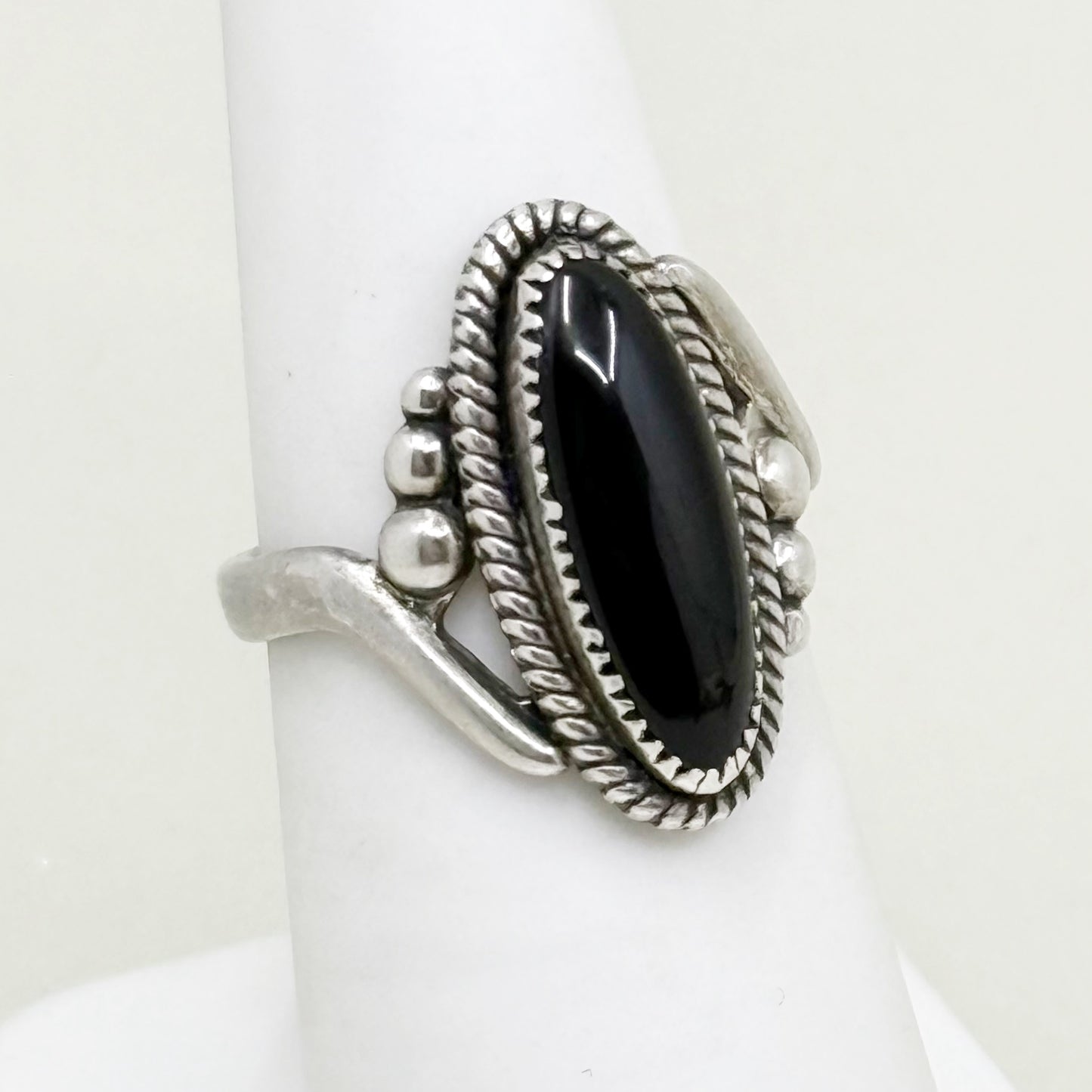 Vintage sterling silver onyx ring - GM186