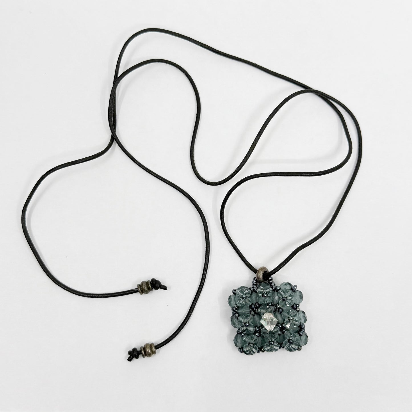 Hand Made silver plated crystal bead pendant cord necklace - GM3021