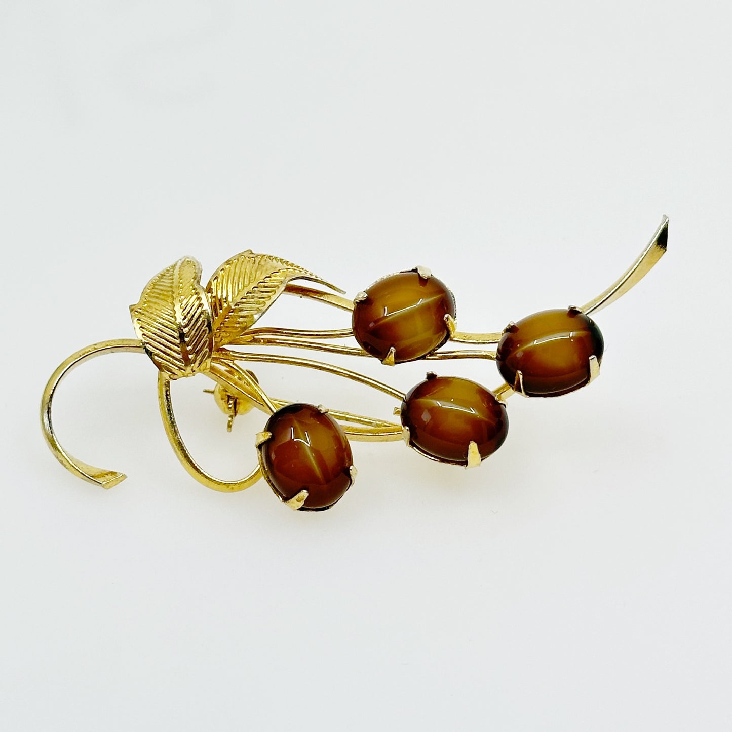 Vintage Gold Tone tiger eye Brooch