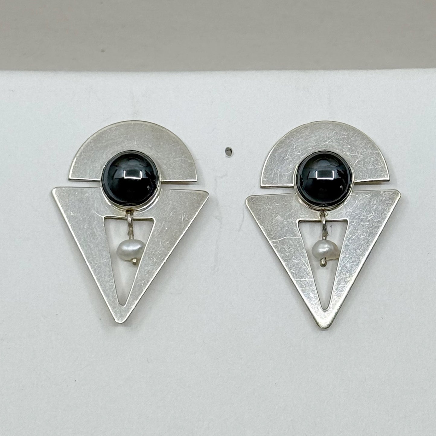 Vintage B Solomon sterling silver pearl & hematite earrings - GM195