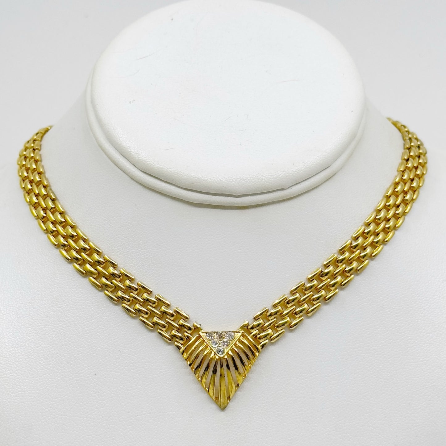 Vintage Gold tone rhinestone necklace