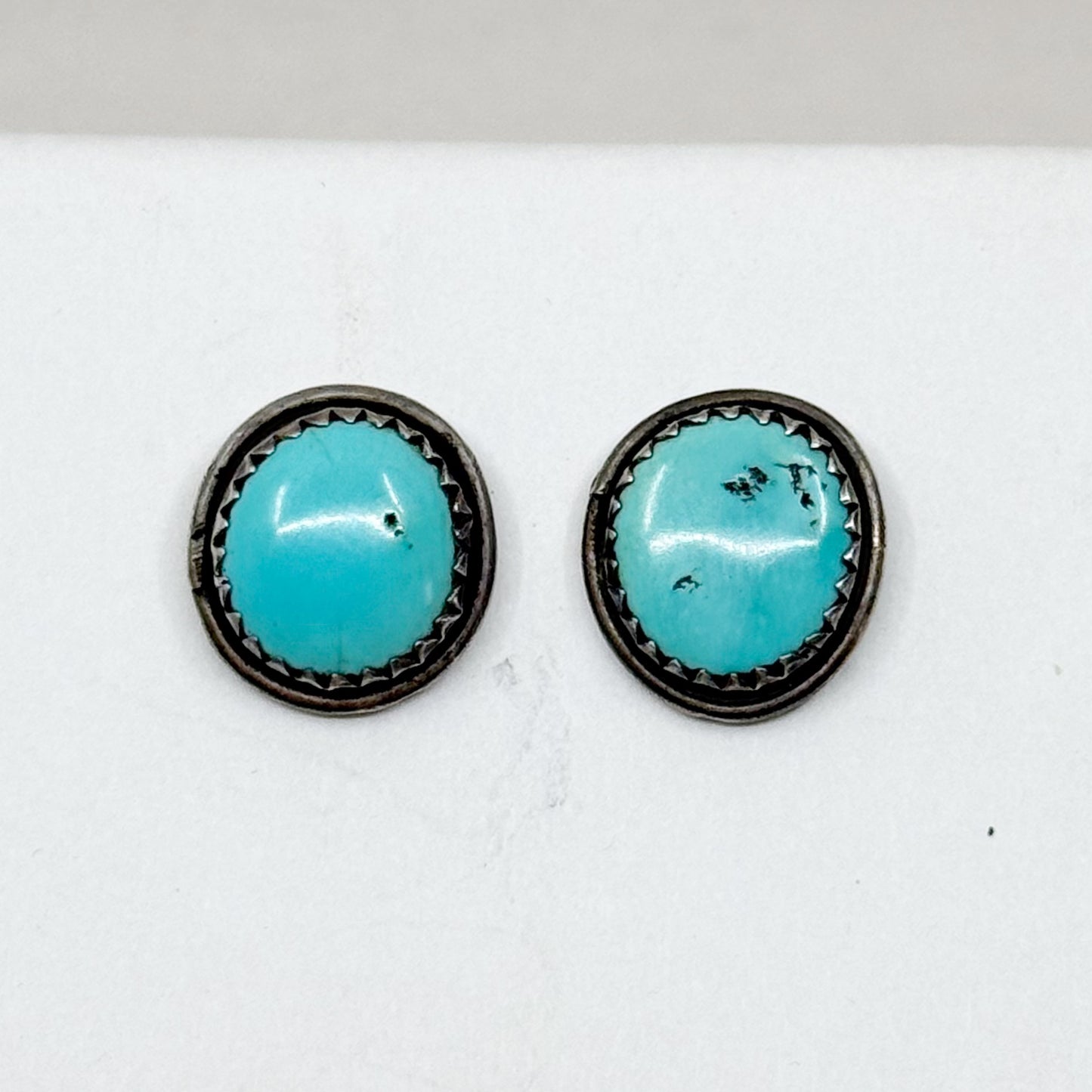 Zuni Southwestern sterling silver turquoise stud earrings - GM20