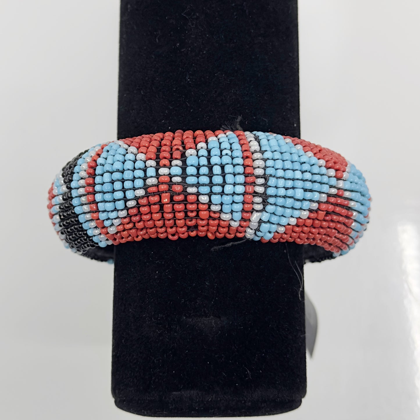 R.J. Graziano beaded bangle bracelet GM2001
