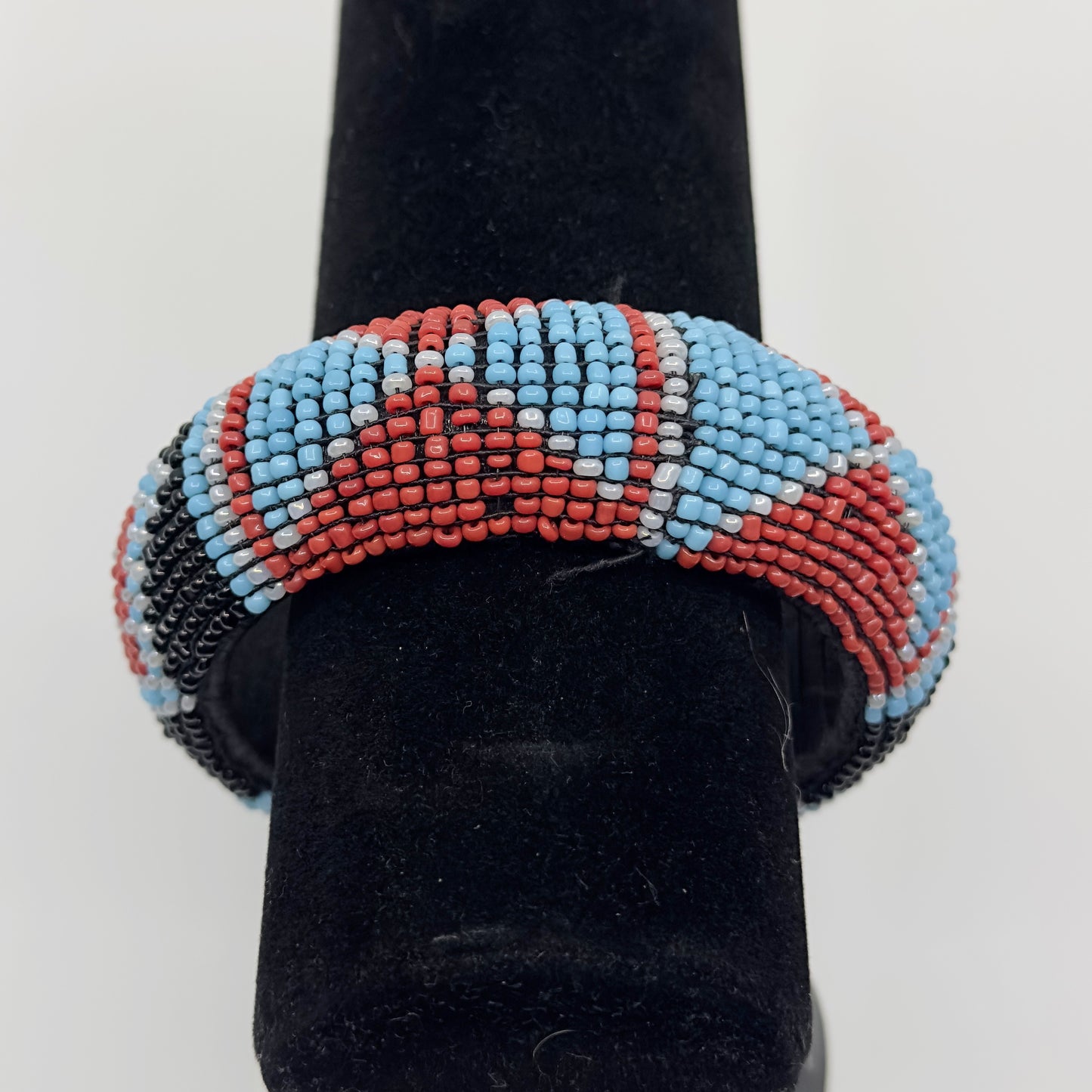 R.J. Graziano beaded bangle bracelet GM2001