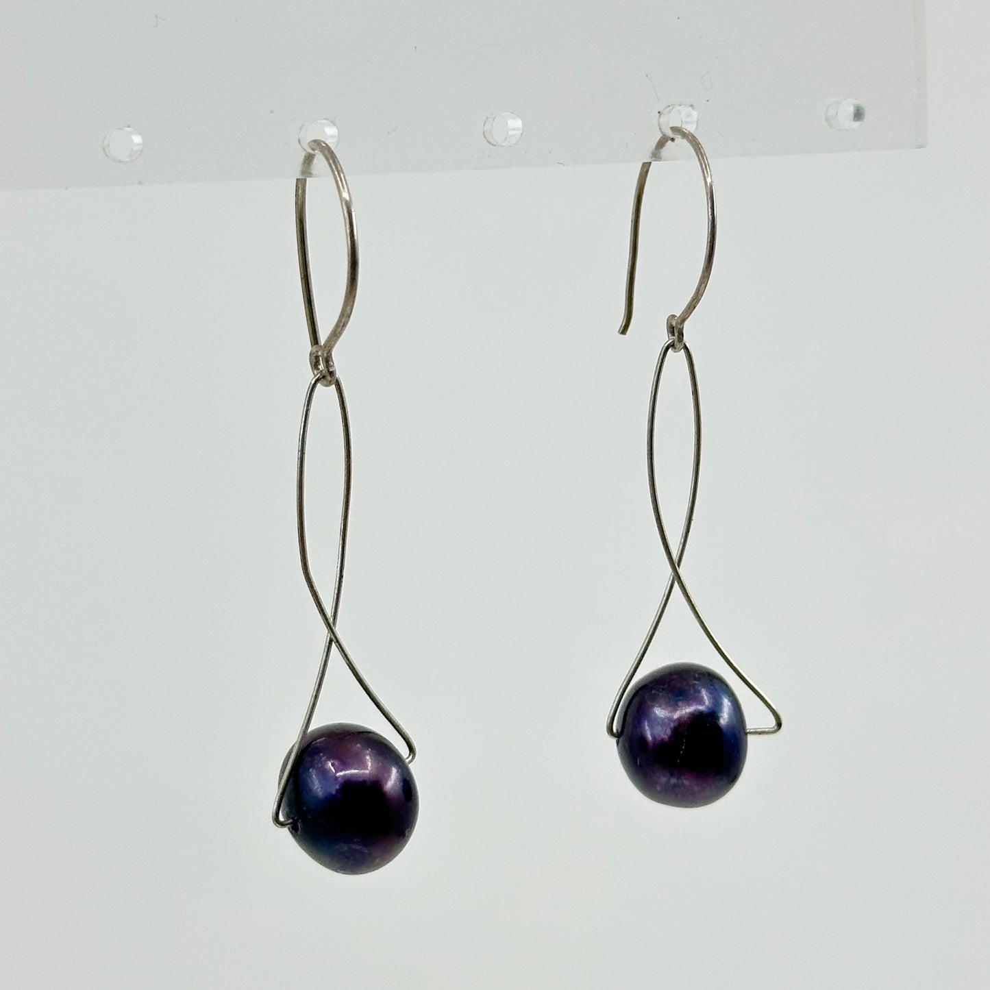 Hand Made Sterling silver pearl earrings - GM205