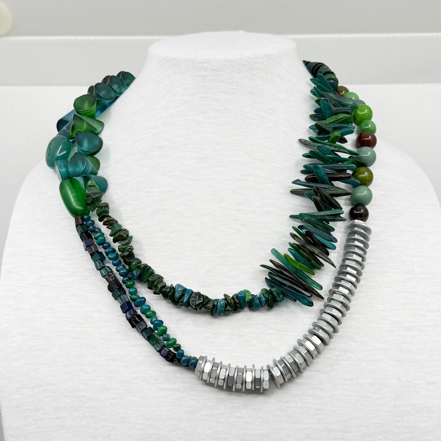 Sobral resin & metal bead necklace - GM223