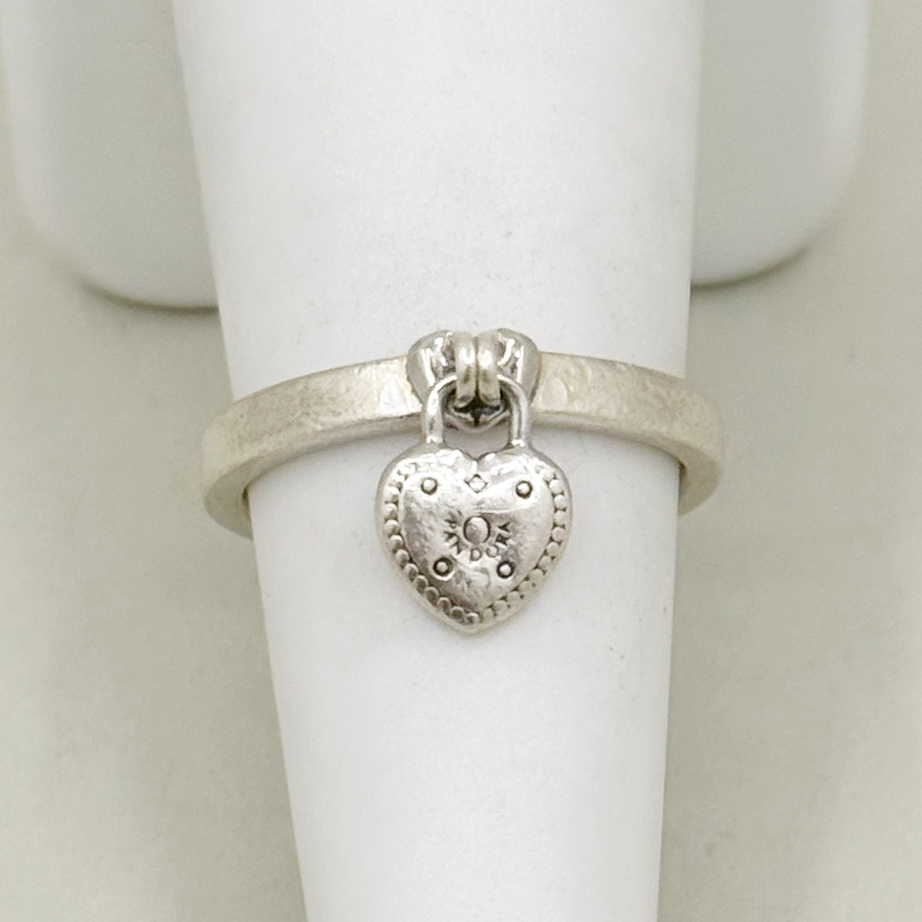 Pandora sterling silver lock heart charm ring - GM261