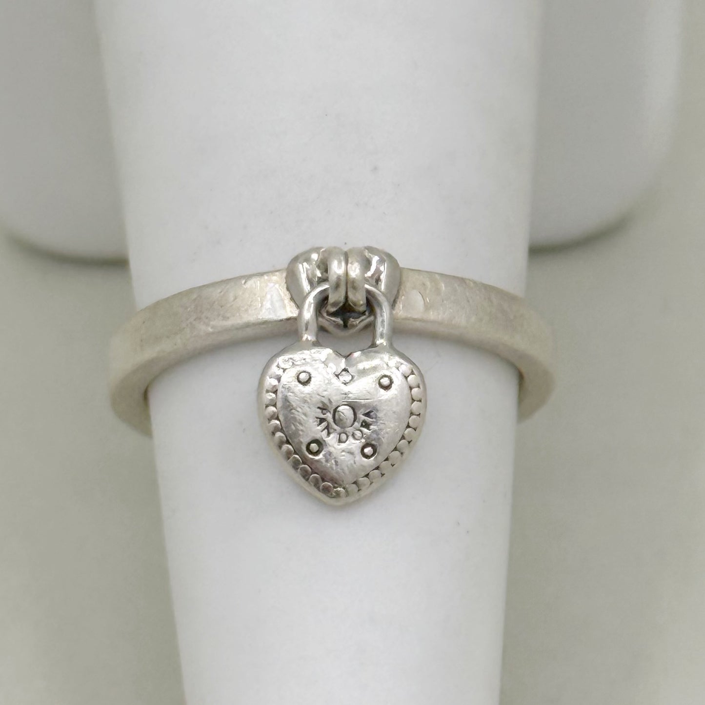 Pandora sterling silver lock heart charm ring - GM261
