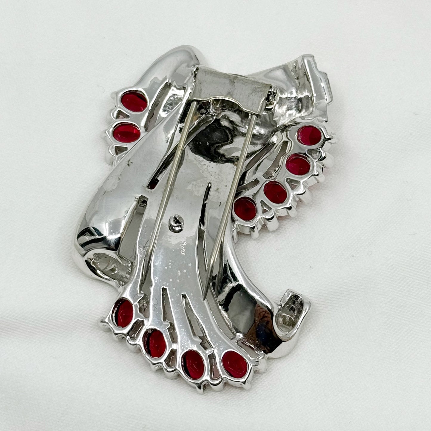 Retro Coro silver tone ruby & diamanté rhinestone spray fur clip brooch - GM30