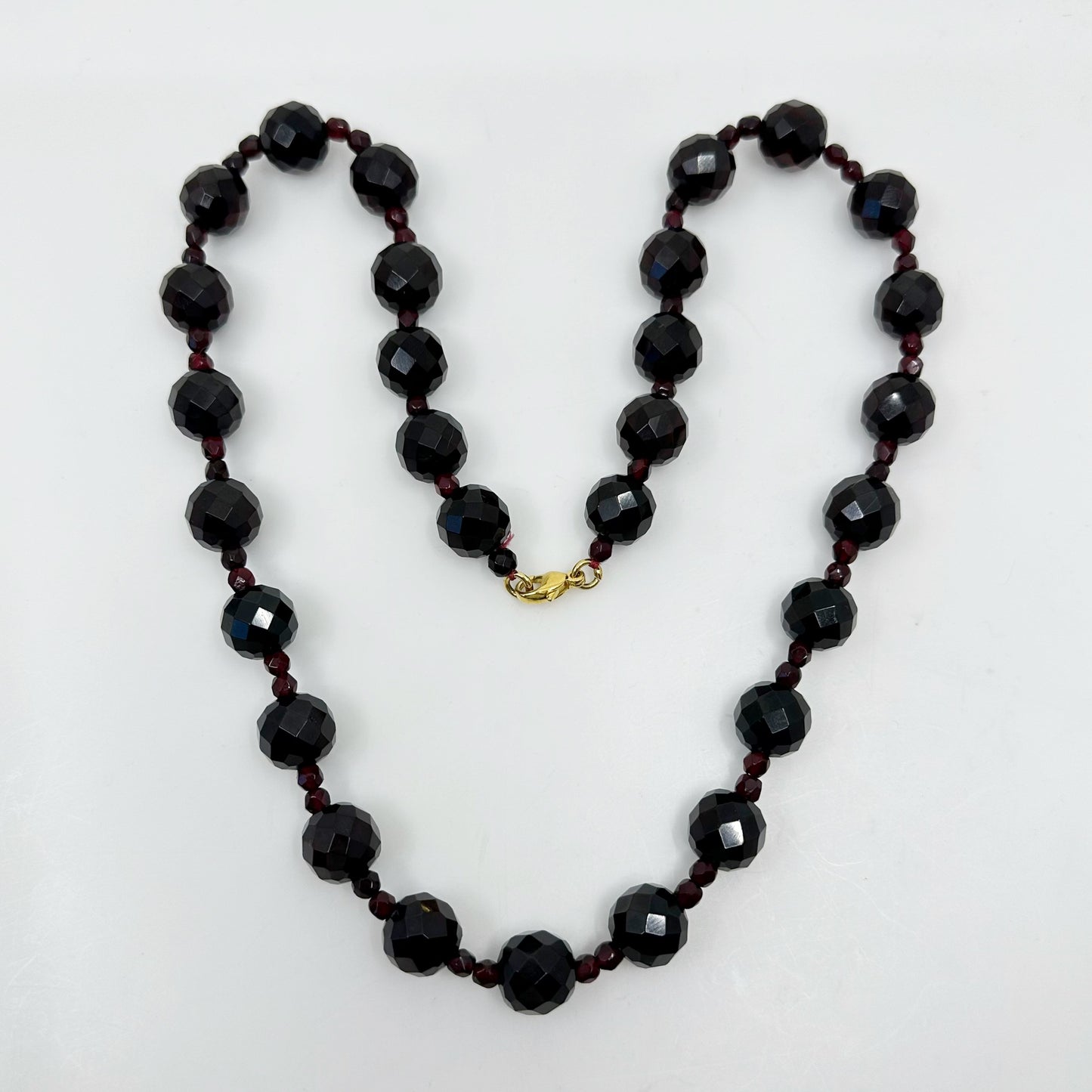 Vintage Gold tone lucite cherry amber bead necklace