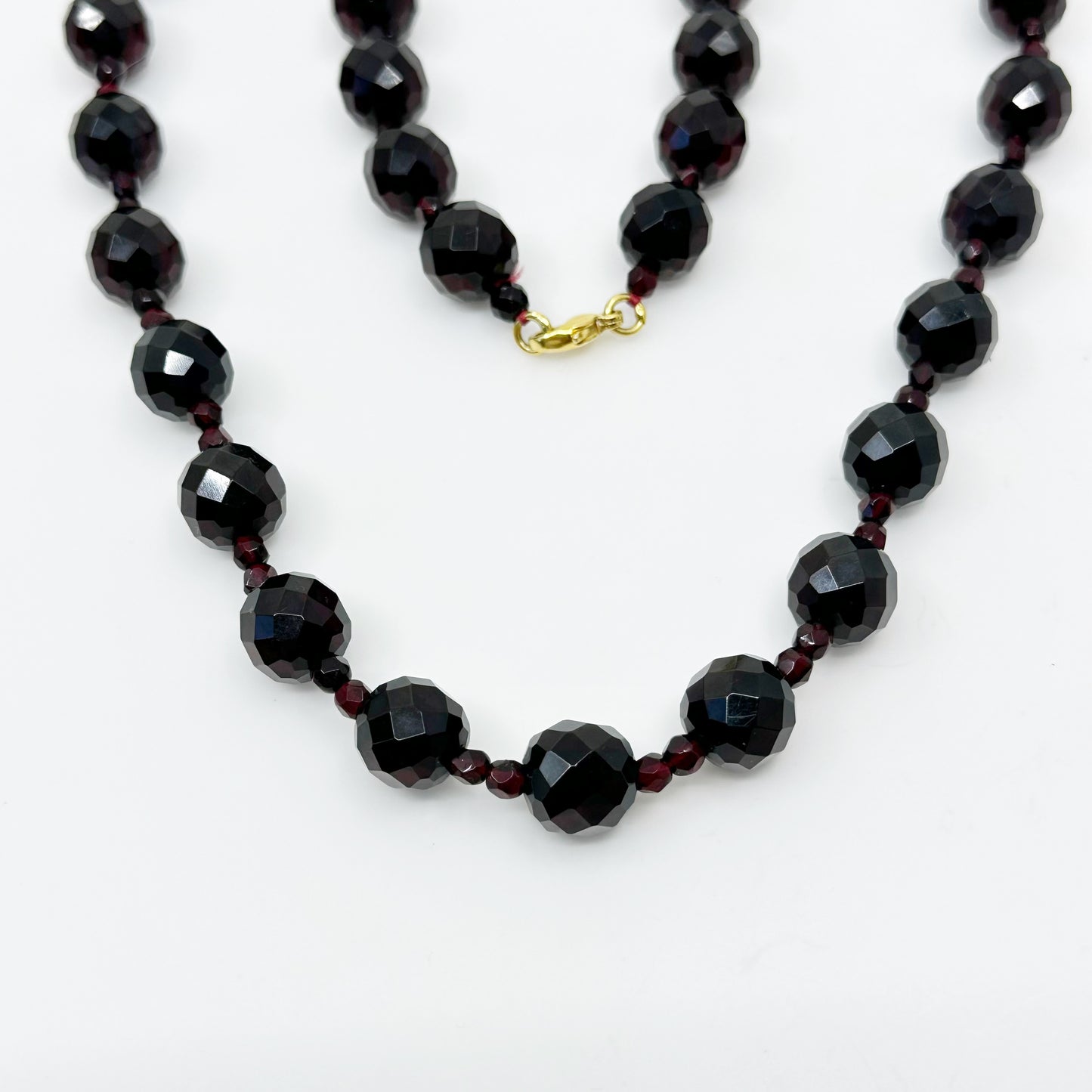 Vintage Gold tone lucite cherry amber bead necklace