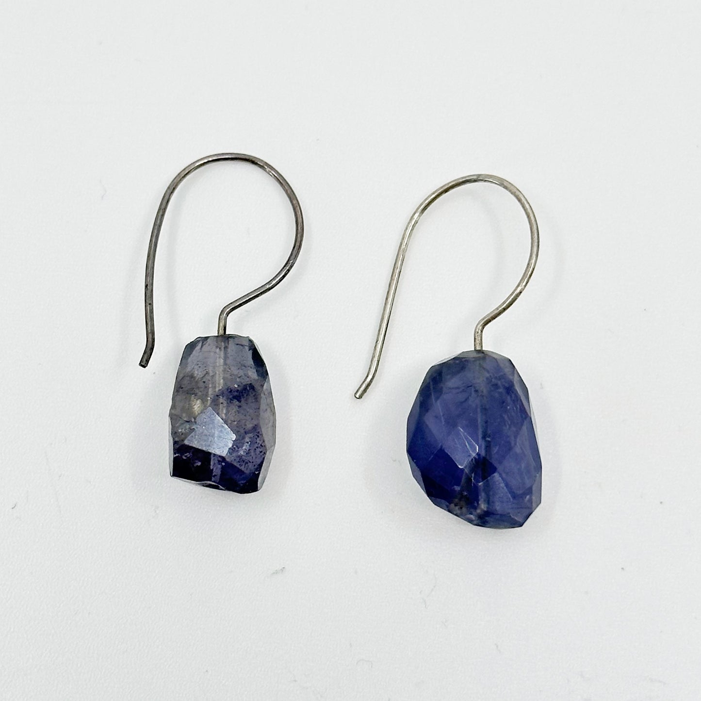 Hand Made Sterling silver faceted Iolite earrings - GM37