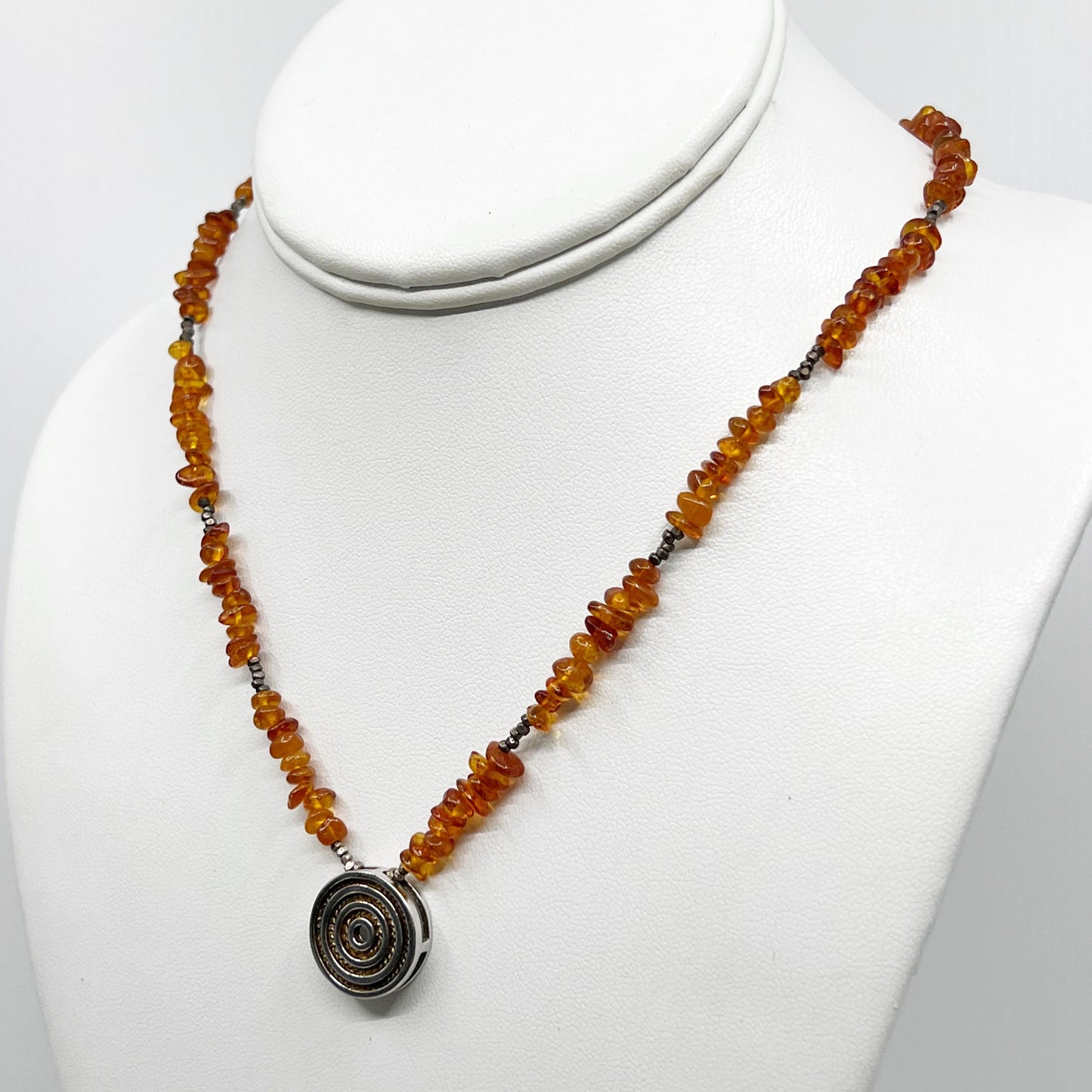 Sterling silver baltic amber necklace - GM38