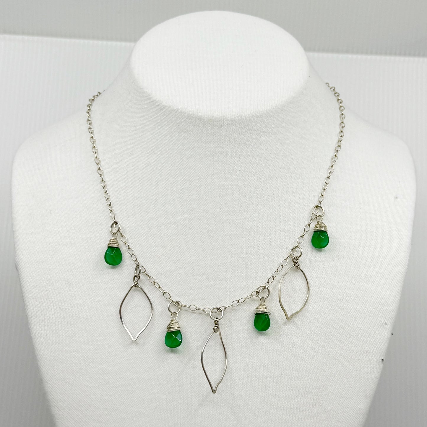 Hand Made Sterling silver chrysoprase bead charm necklace GM618