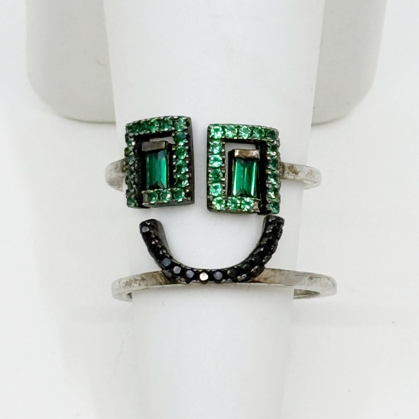 sterling silver green cubic zirconia happy face ring - GM4