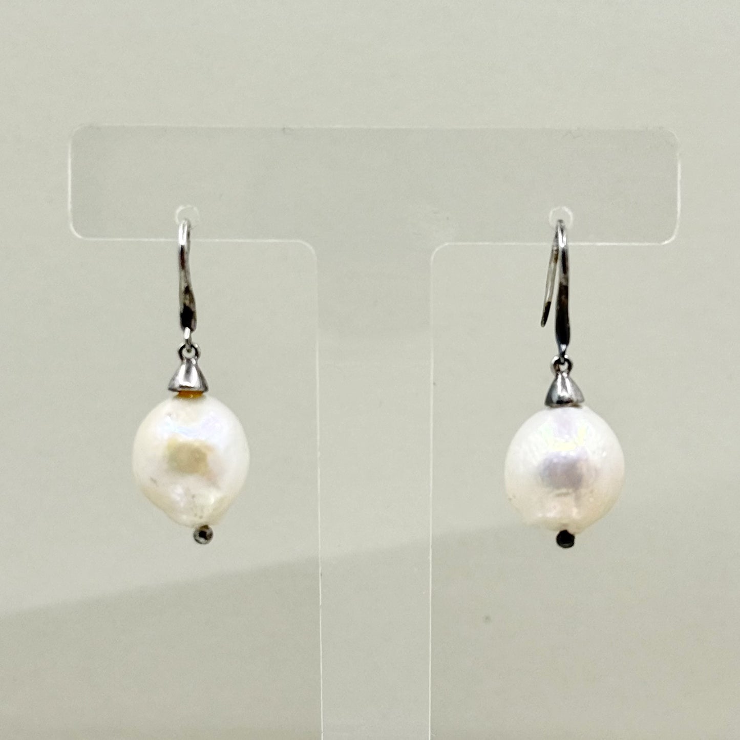sterling silver 12mm Baroque pearl drop earrings - GM43